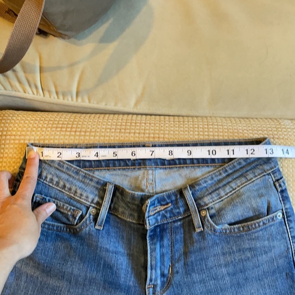 Levi’s 711 Skinny Jeans - Picture 9 of 13